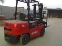 二手叉車市場探析 聚焦?fàn)I口5噸燃油叉車與阜新3噸電瓶叉車