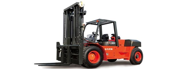 叉車(chē)駕駛 一項(xiàng)至關(guān)重要的專(zhuān)業(yè)技術(shù)工種