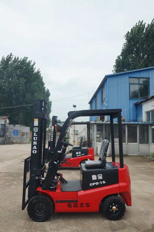 格林工貿(mào) 以?xún)?yōu)良產(chǎn)品引領(lǐng)純電動(dòng)叉車(chē)品牌新篇章